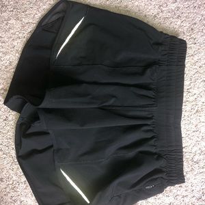 COPY - Lululemon Hotty Hot shorts- Size 4 tall